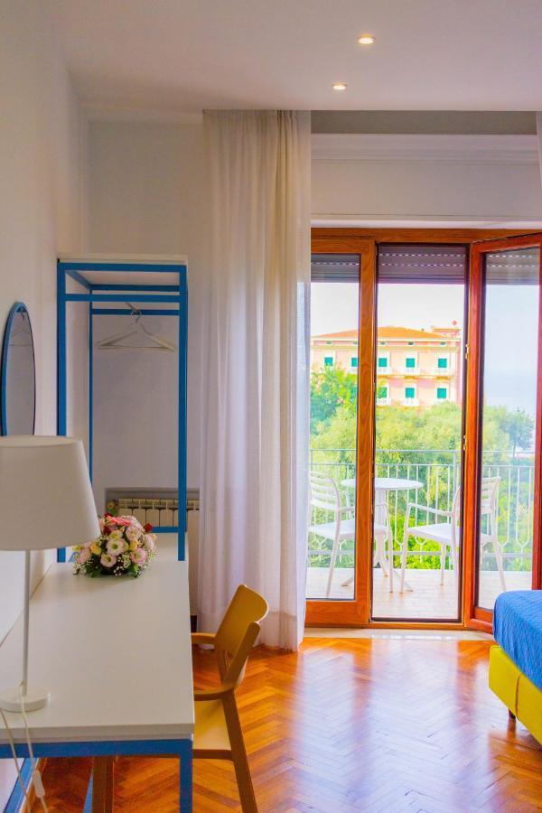 Sorrento Central And Sea View Flats Ngoại thất bức ảnh